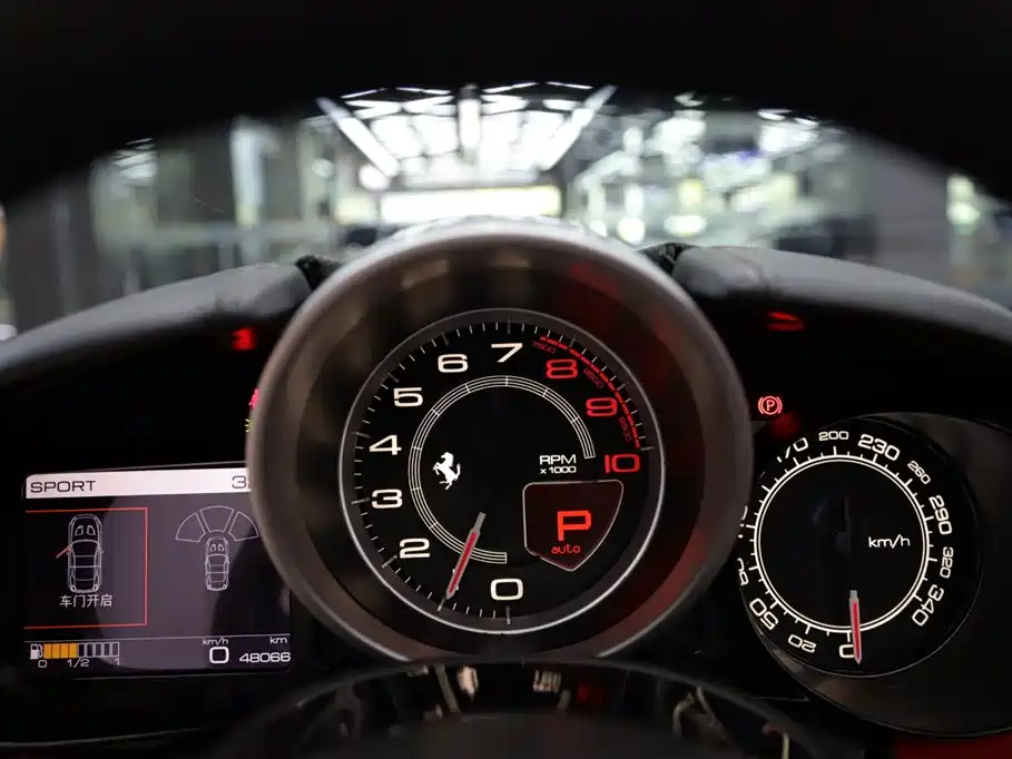 Ferrari California T