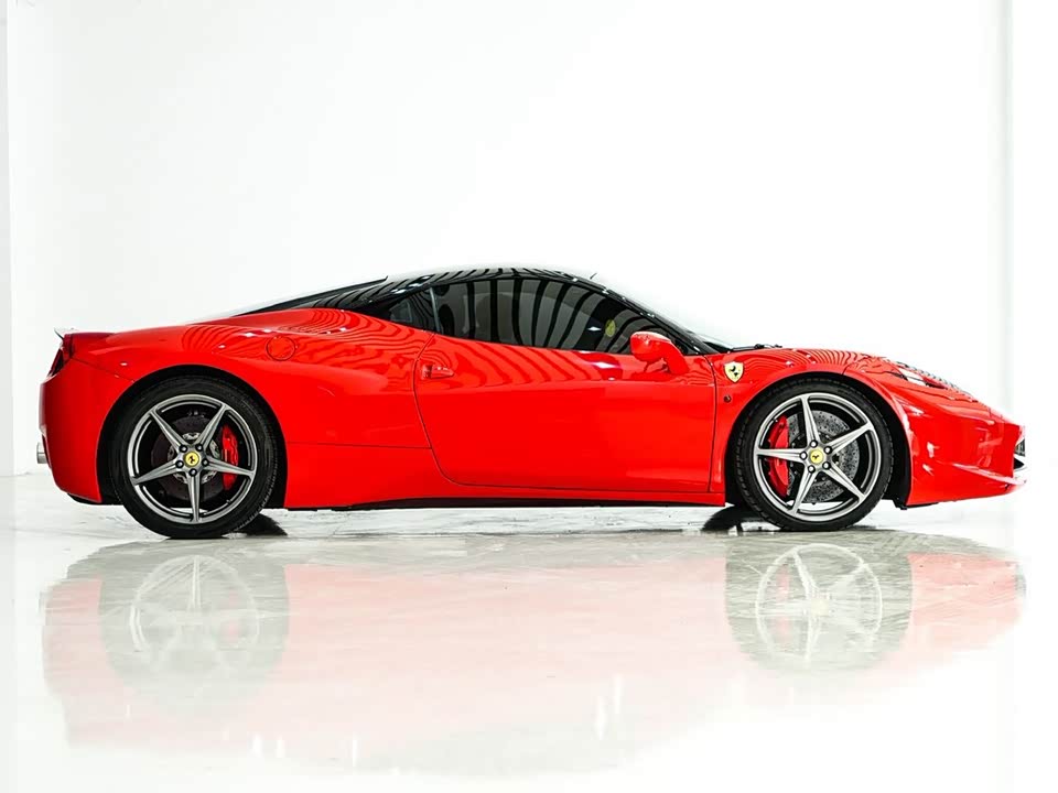 Ferrari 458