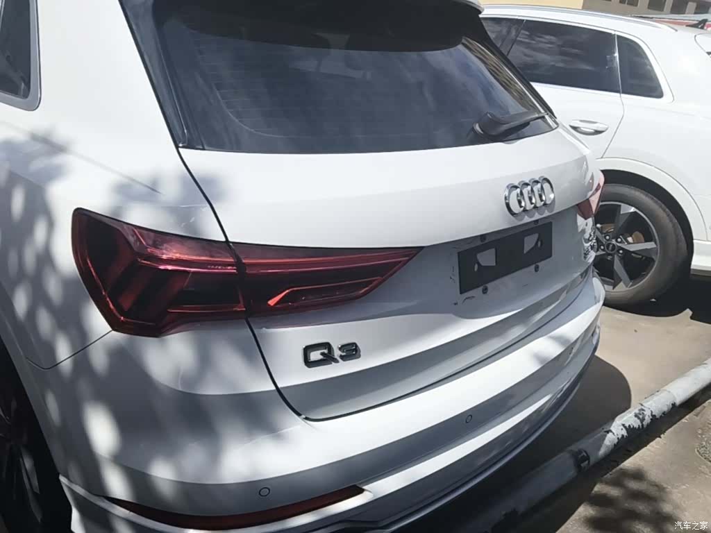 Audi Q3, 2023 6
