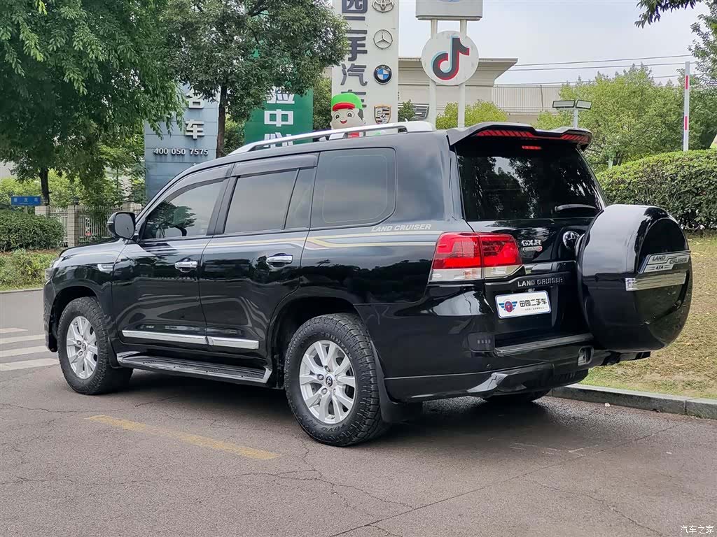 Toyota Land Cruiser, 2019 4