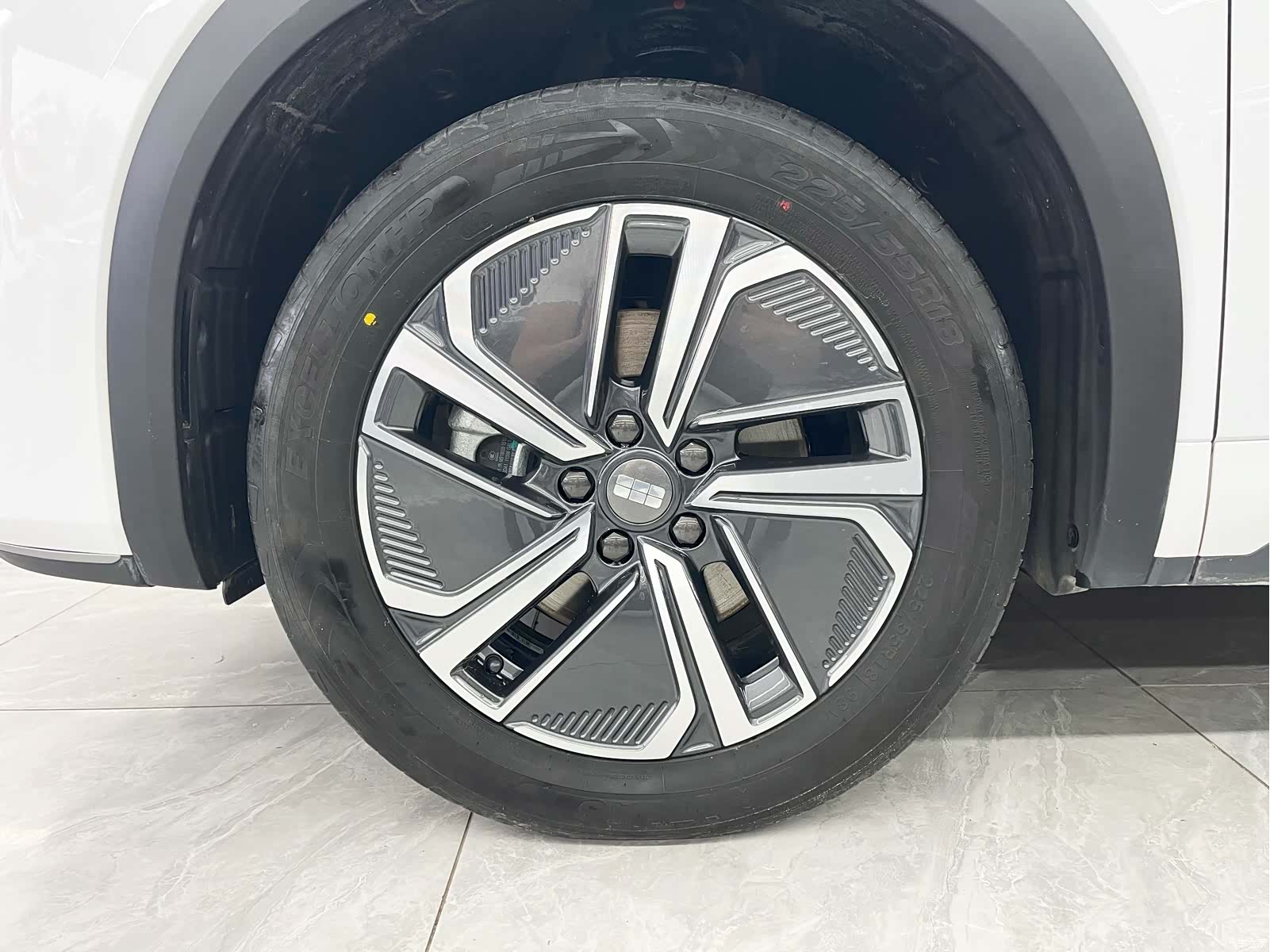 Geely 7, 2025 27