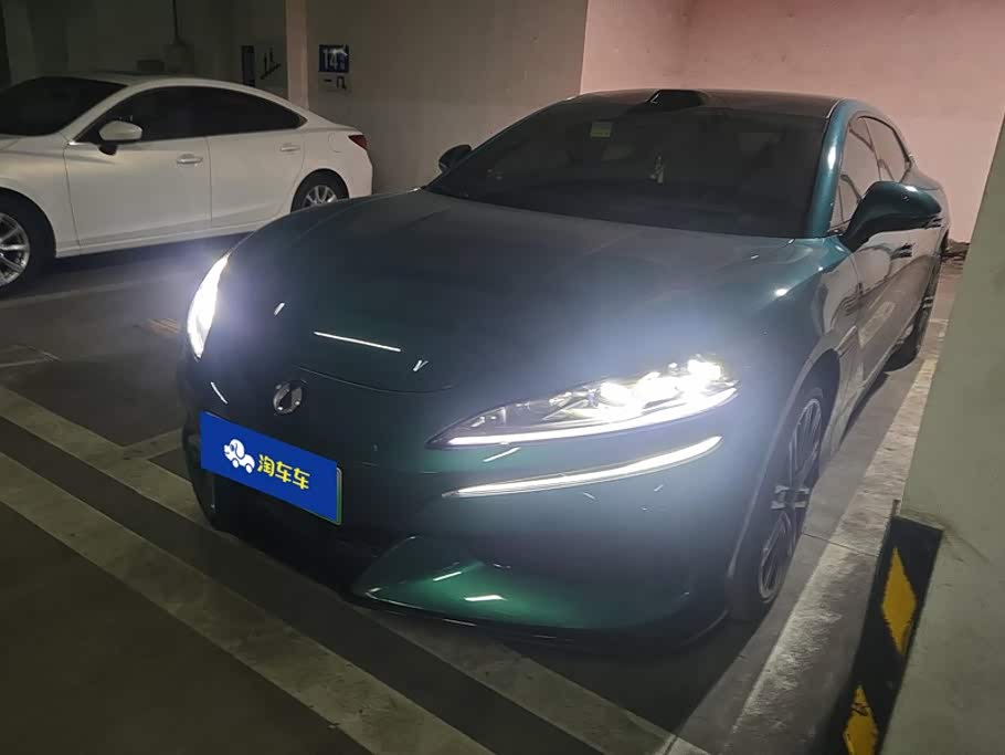 Denza Z9GT