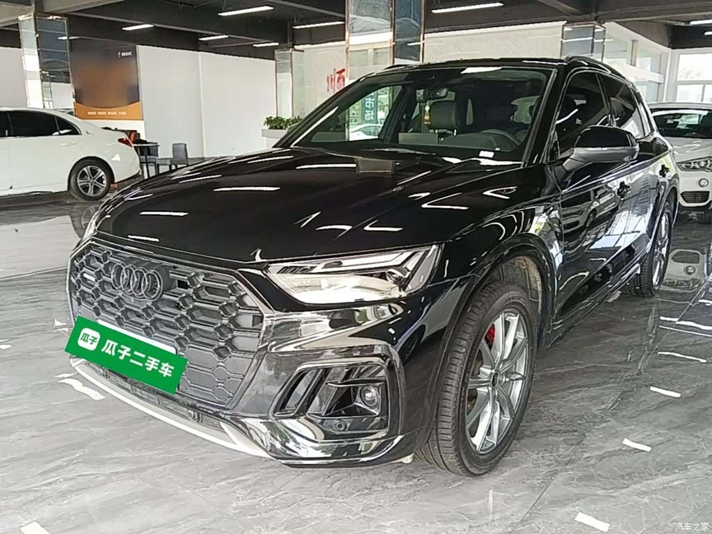 Audi Q5L, 2025 2