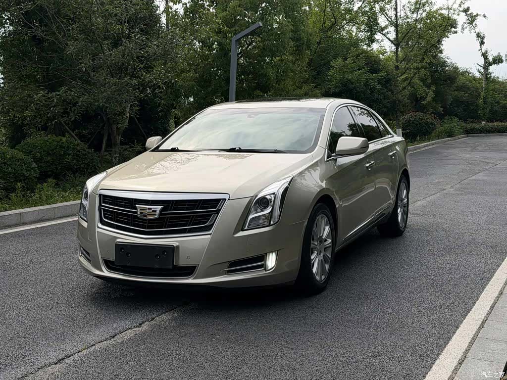Cadillac XTS, 2016 1
