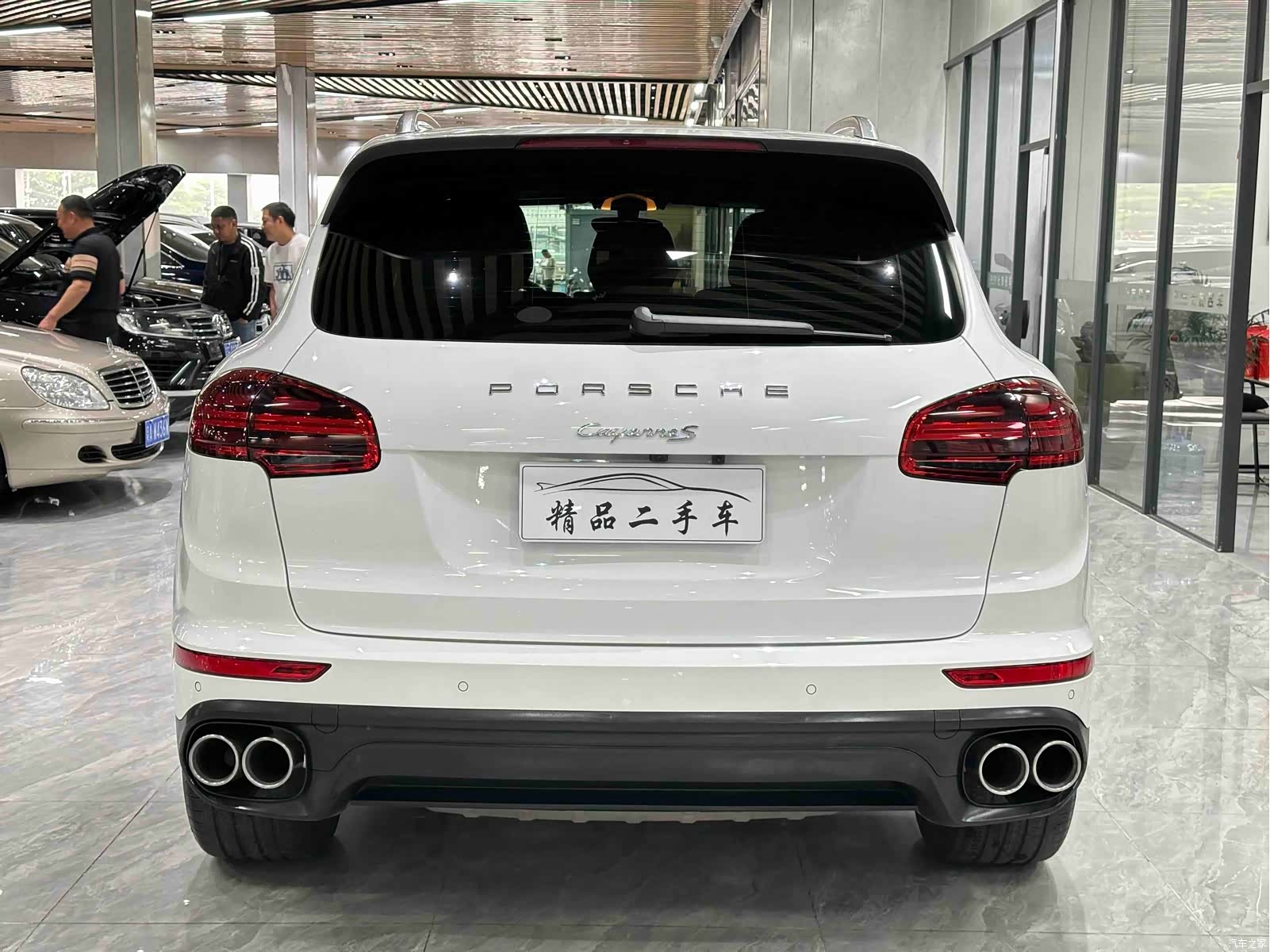 Porsche Cayenne, 2015 все фото