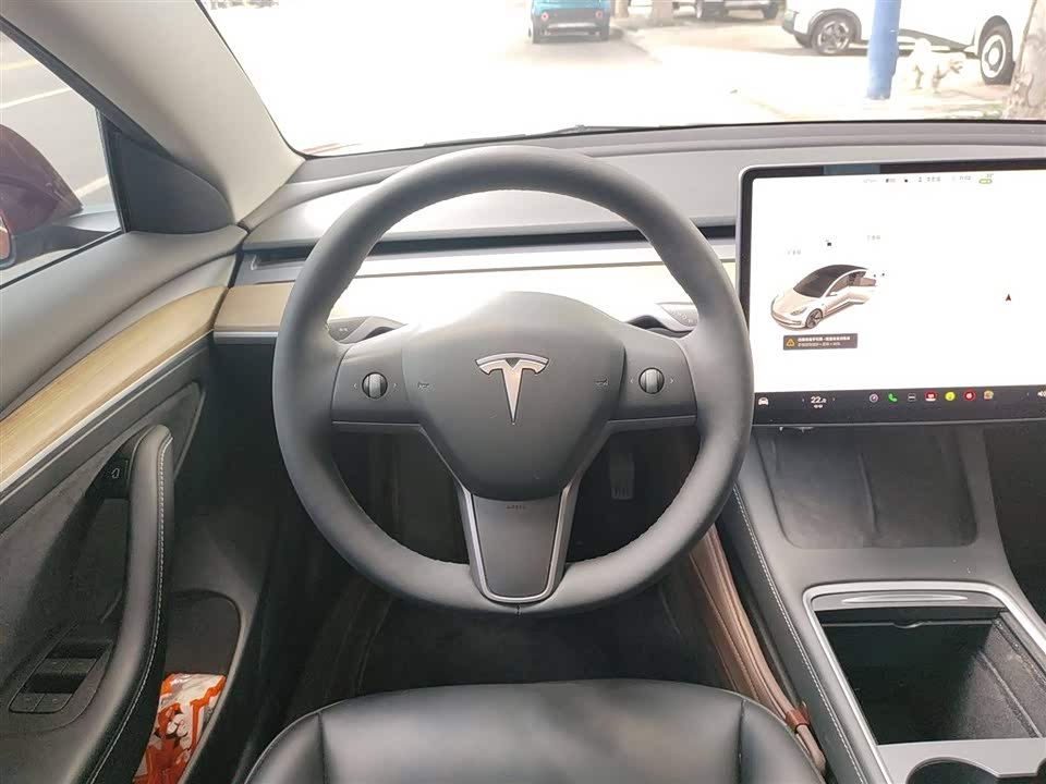 Tesla Model 3 Tesla Model 3