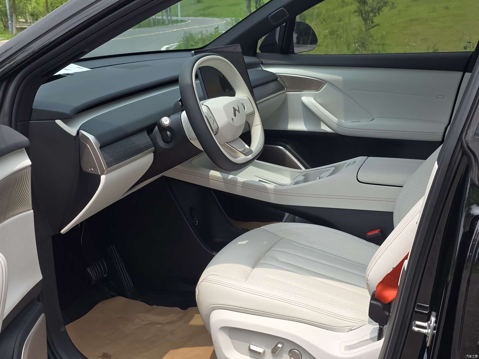 NIO L60, 2025 11