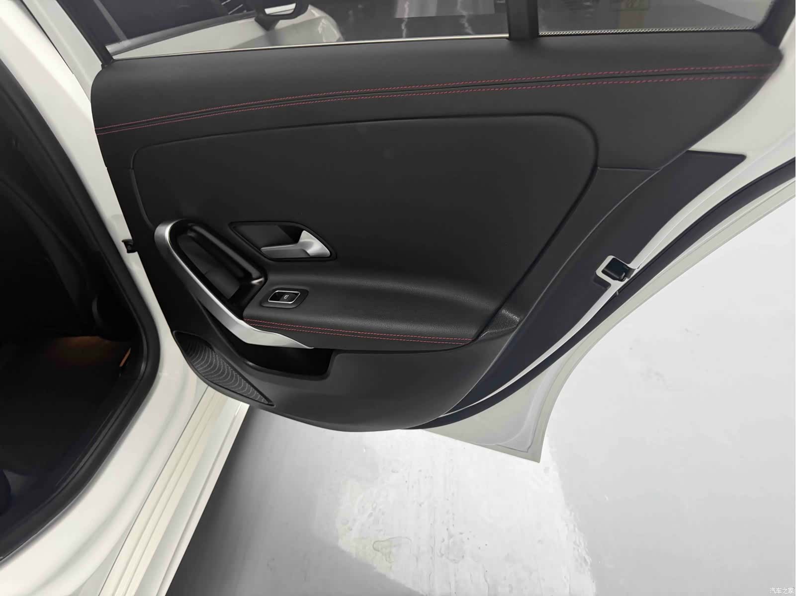 Mercedes-Benz A-Class, 2024 21