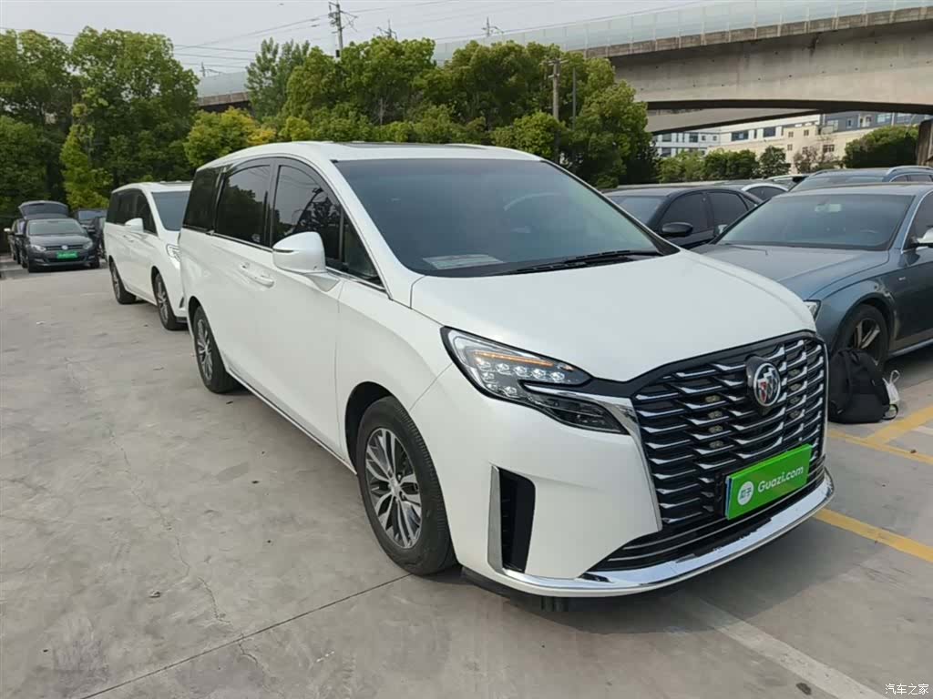 Buick GL8, 2024 4