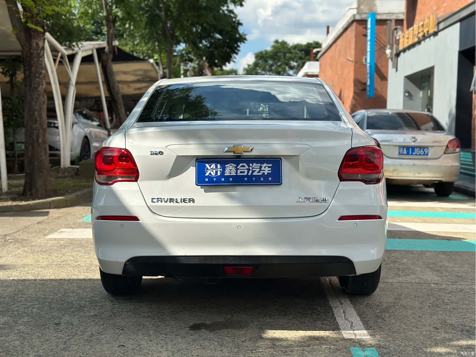 Chevrolet 320, 2018 10