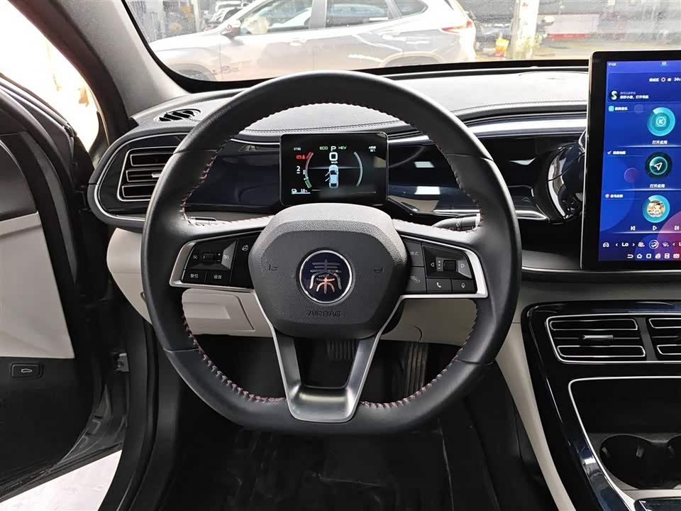 BYD Qin Yuan BYD Qin Yuan