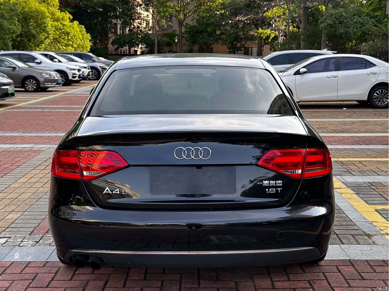 Audi A4L, 2011 6