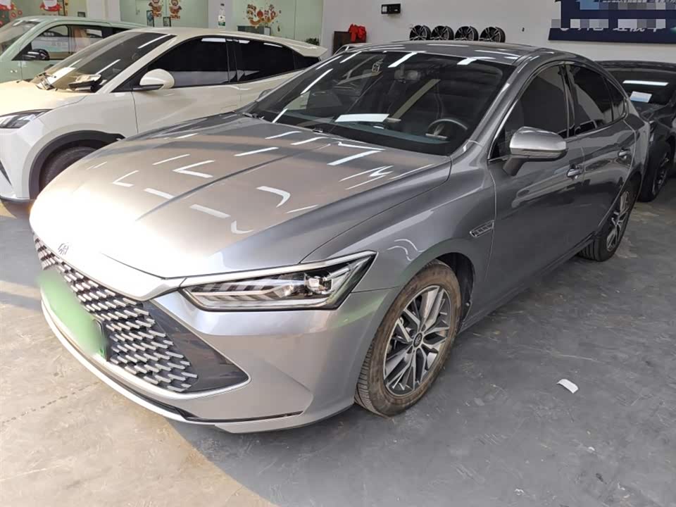 BYD Qin Yuan BYD Qin Yuan