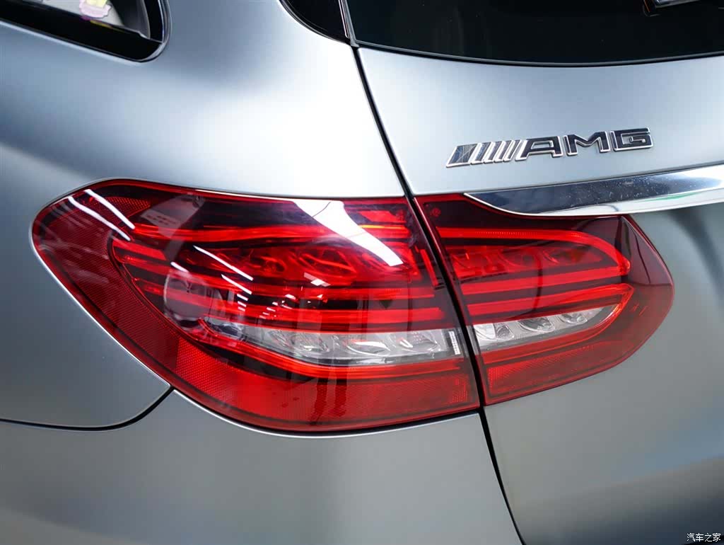 Mercedes-Benz C-Class, 2021 4