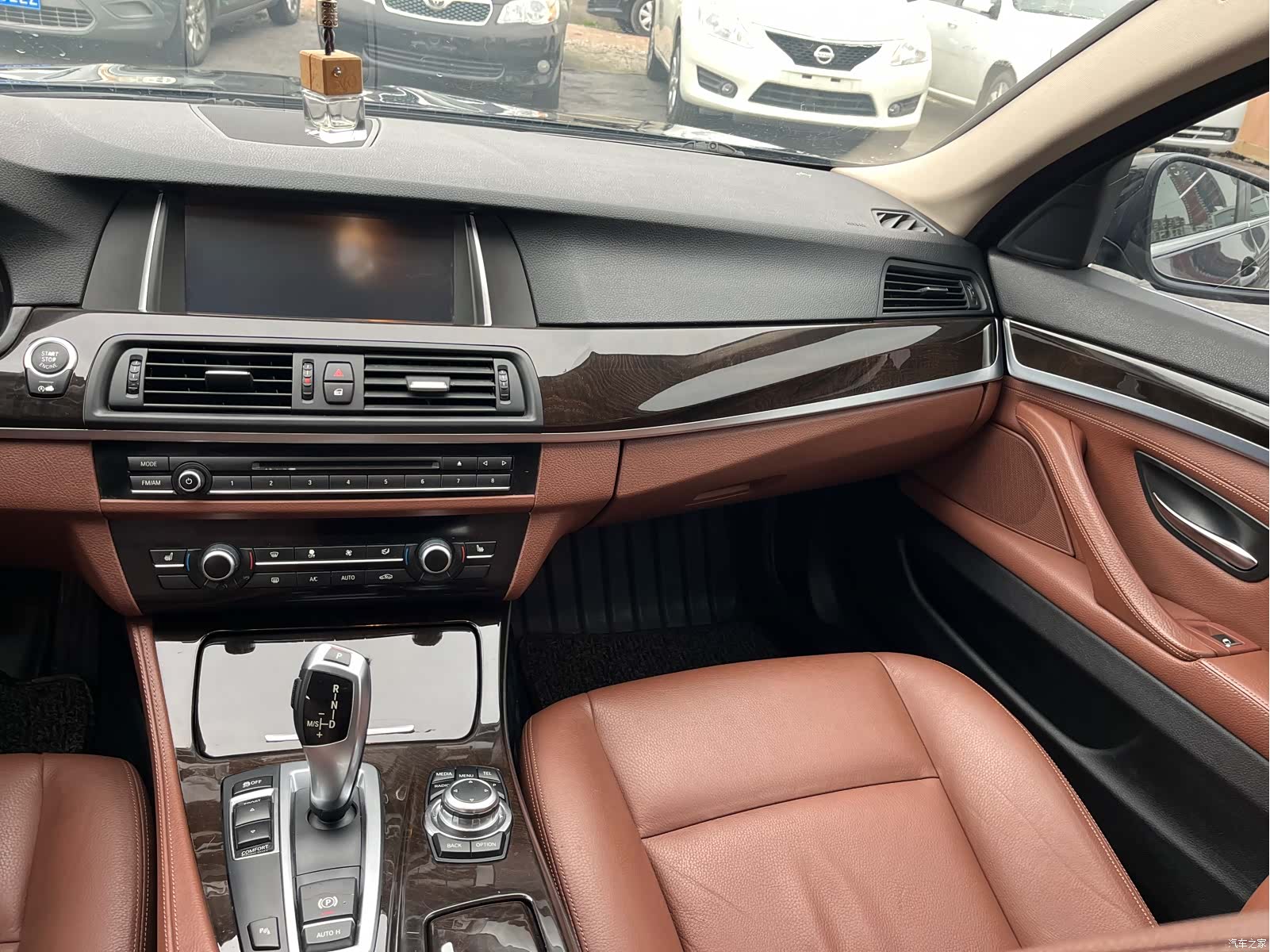 BMW 5 Series, 2014 12