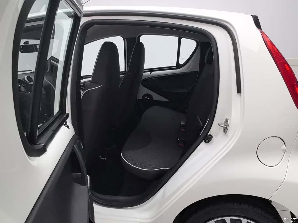 BYD F0, 2016 15
