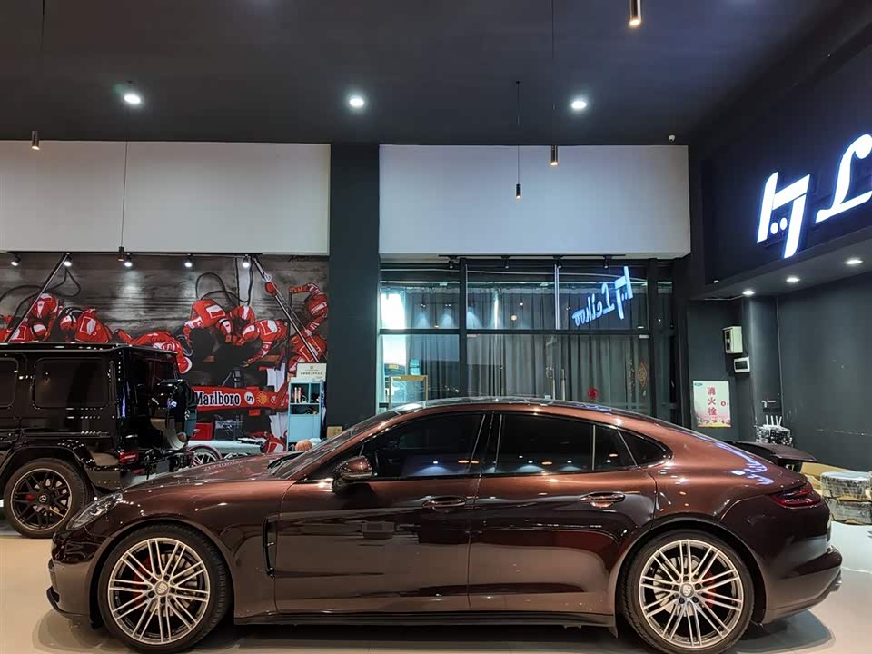 Porsche Panamera