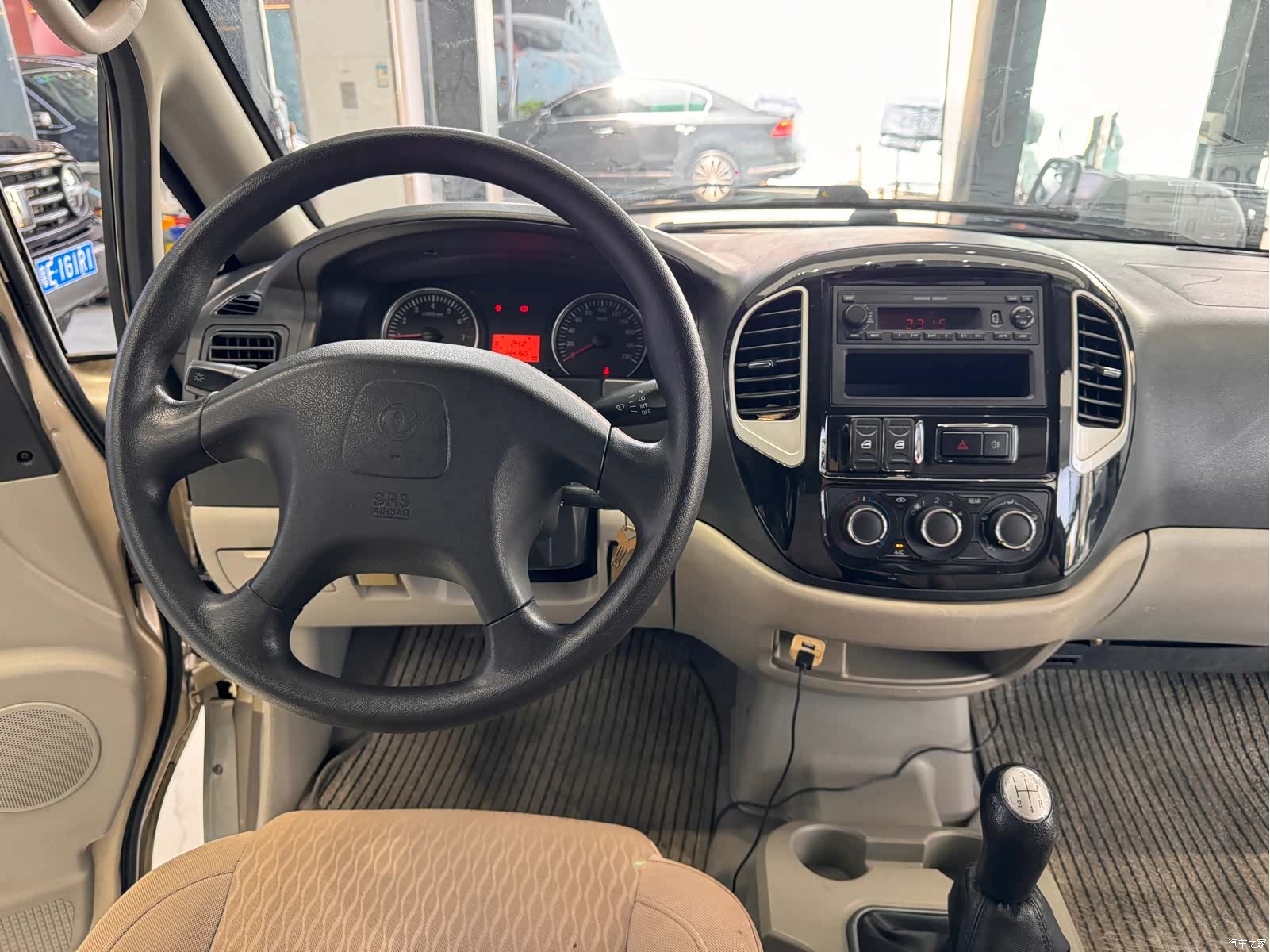 DongFeng M3L, 2016 18