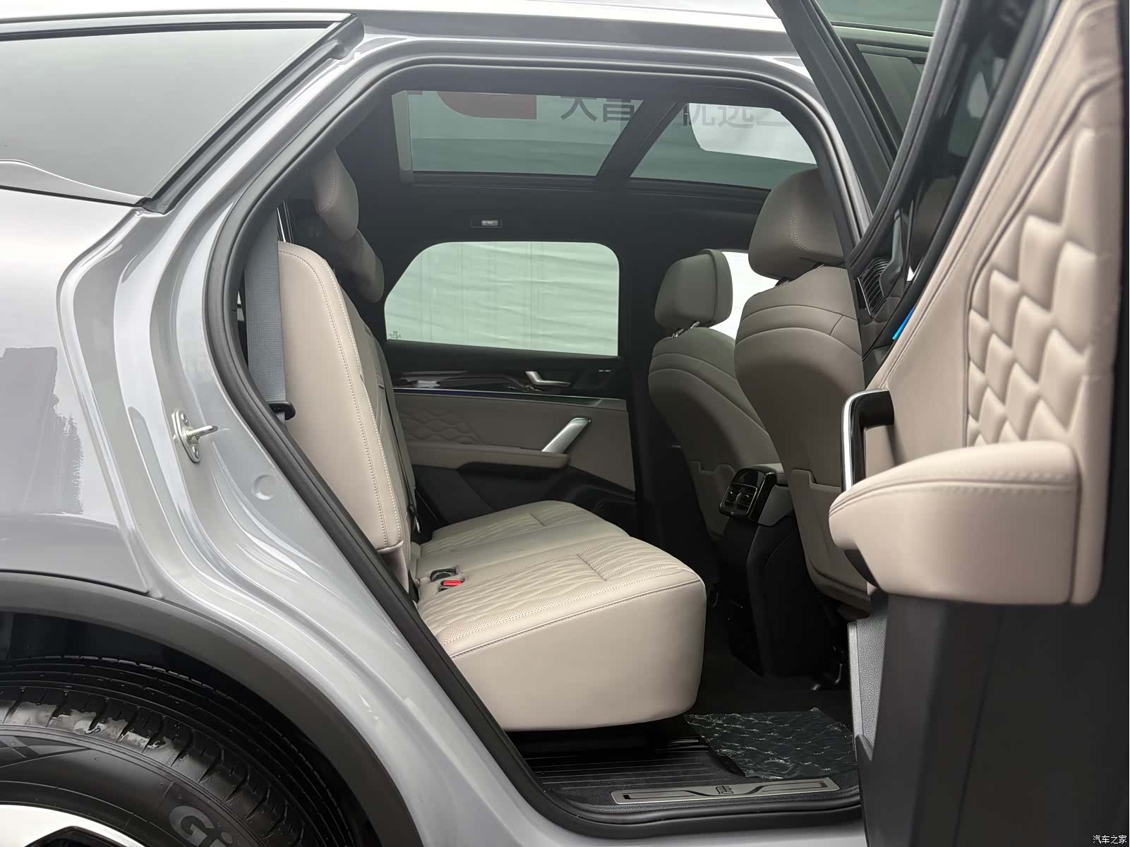 BYD Tang, 2025 21