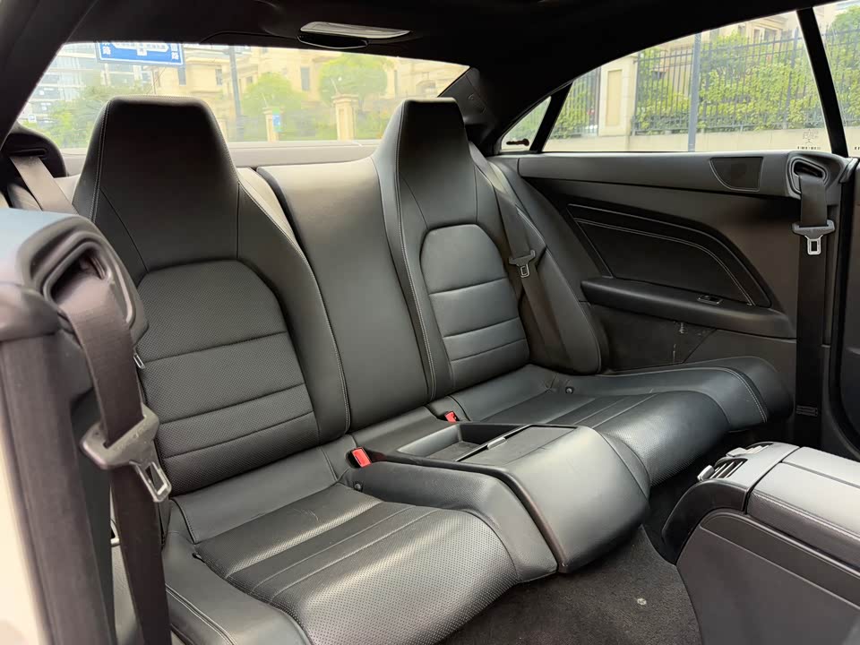 Mercedes-Benz E-class Mercedes-Benz E-class