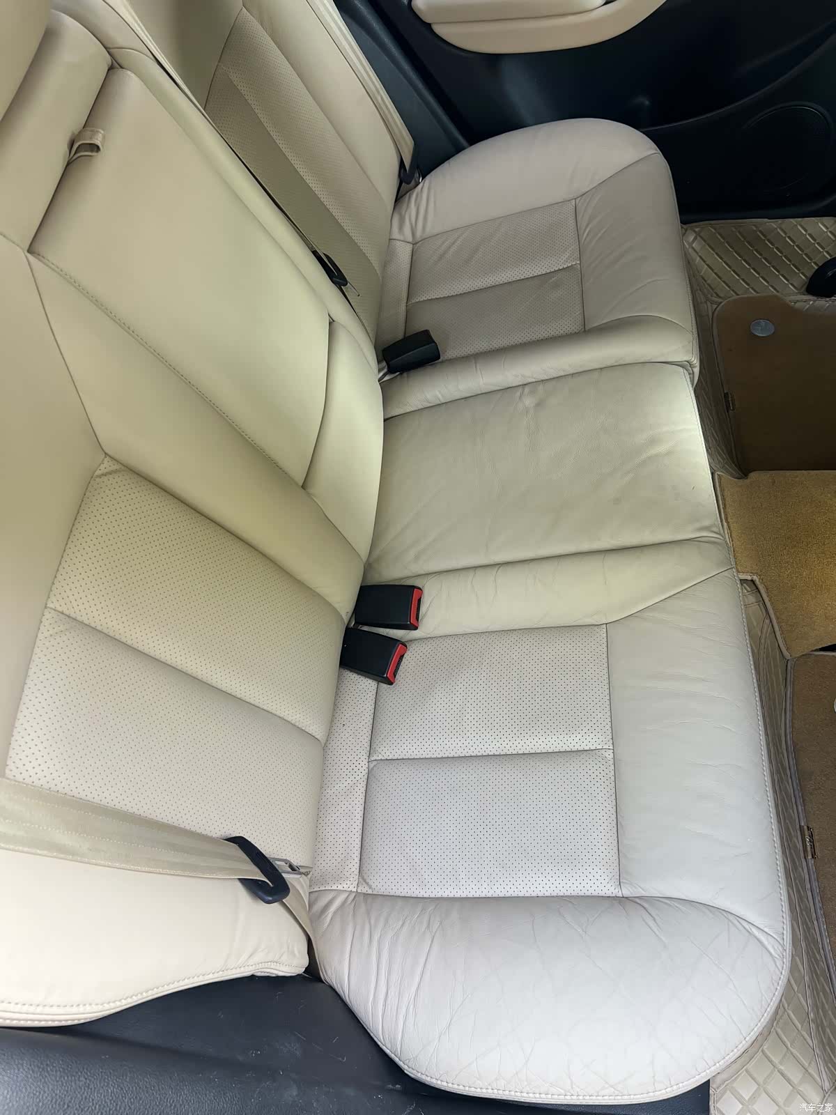 Volkswagen Lavida, 2011 9