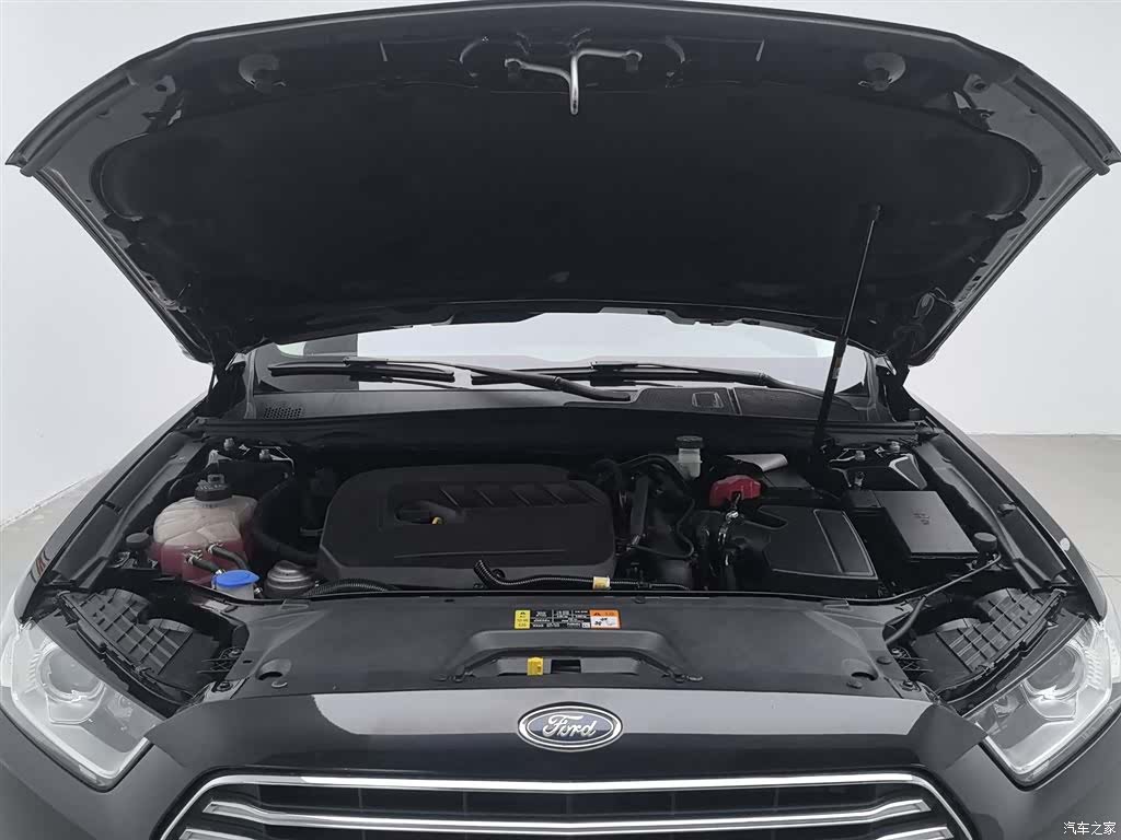 Ford Taurus, 2017 6