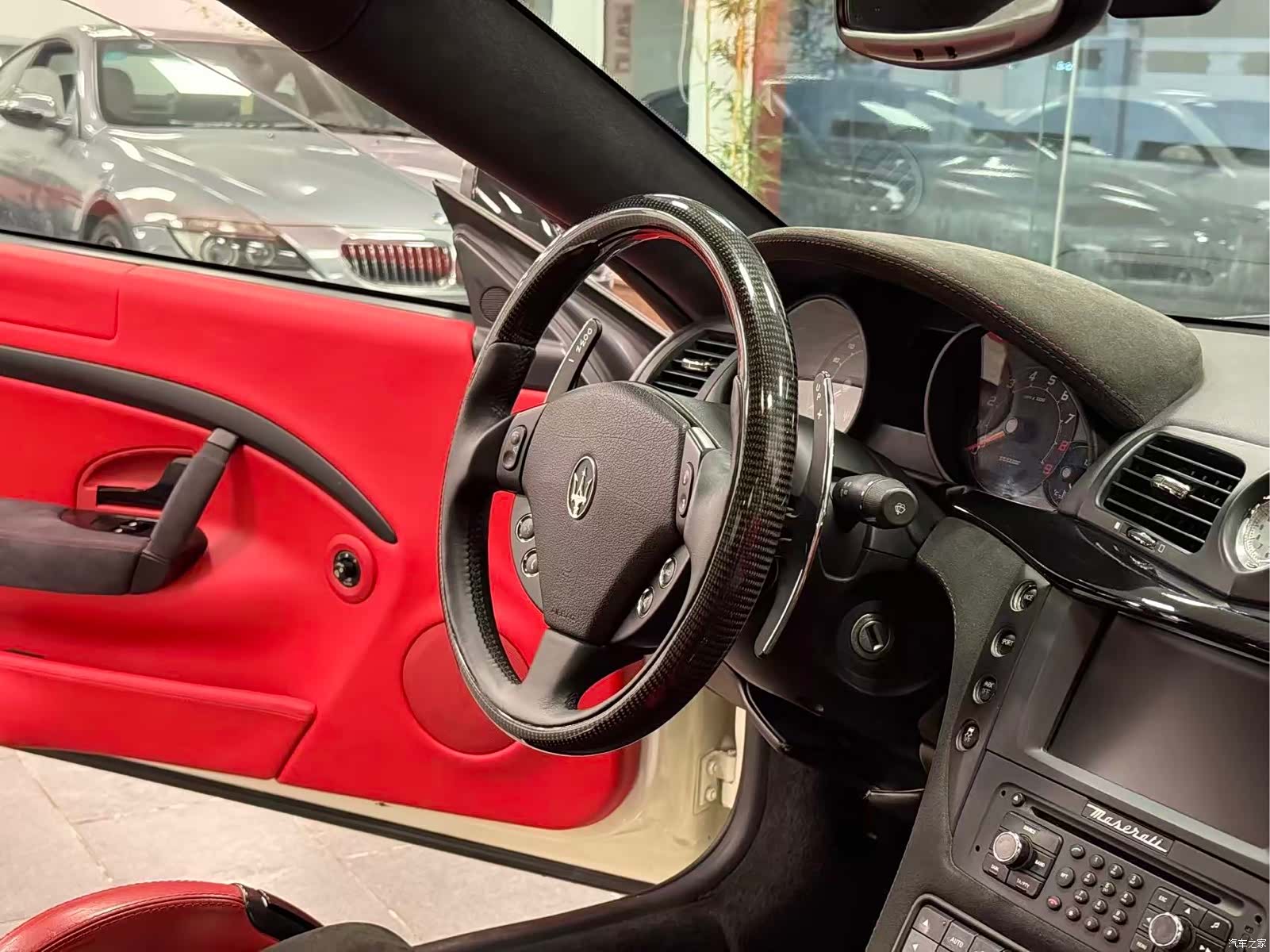Maserati GranTurismo, 2012 10