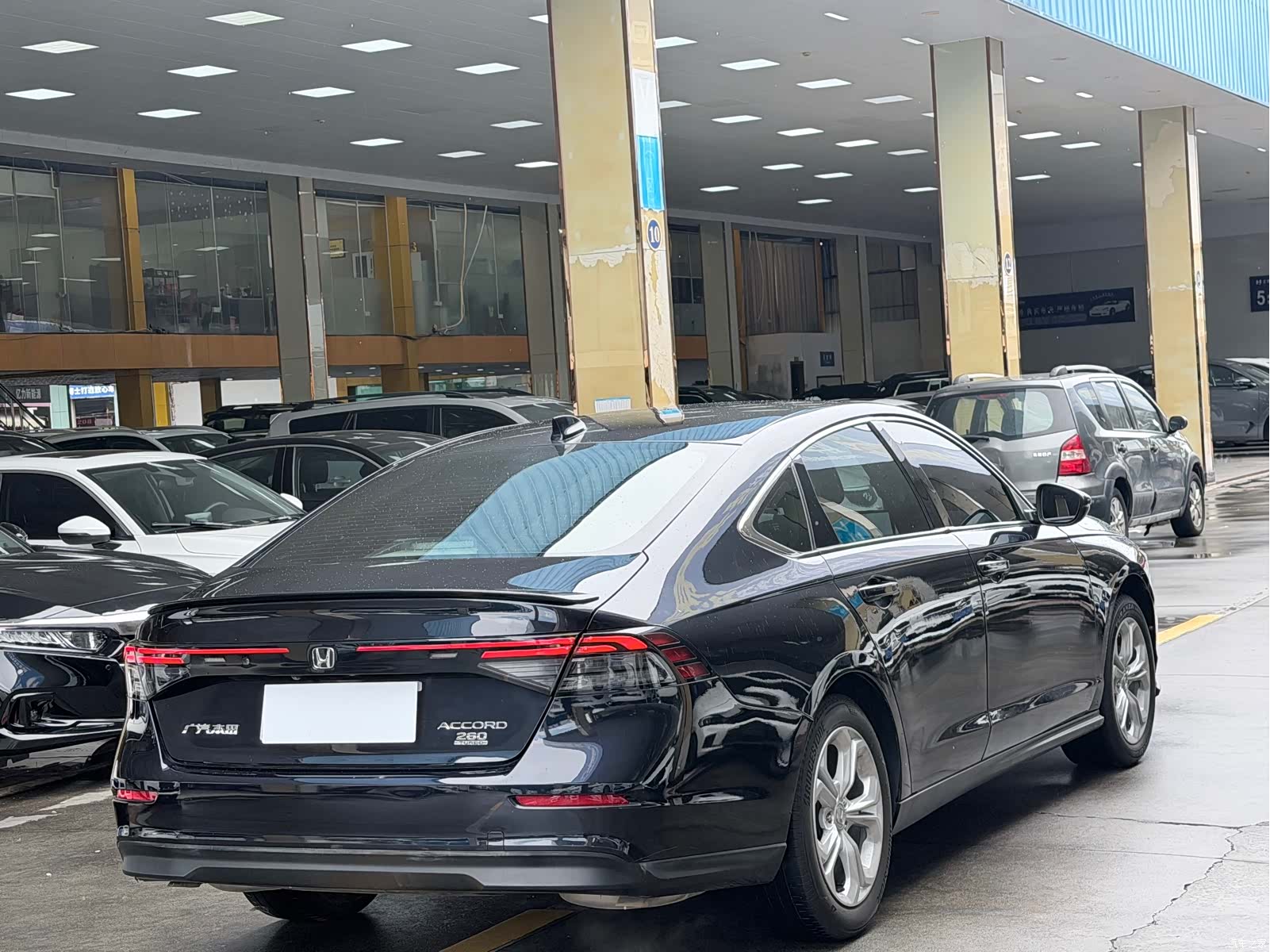 Honda Accord, 2023 11