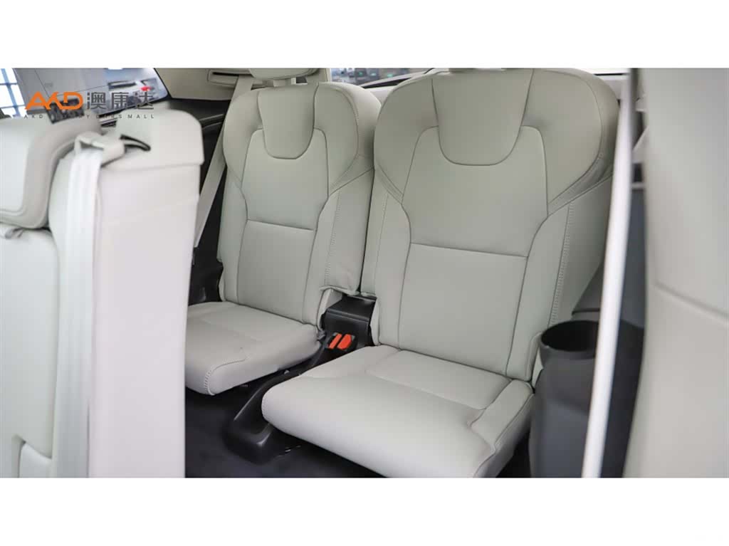 Volvo XC90, 2025 9