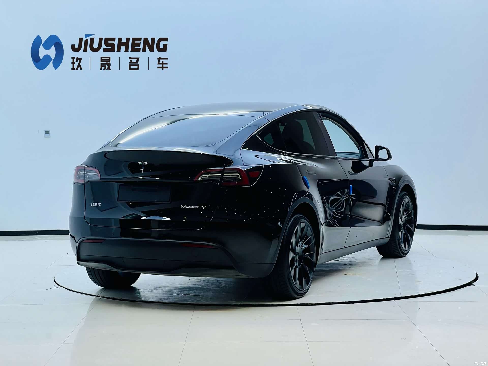 Tesla Model Y, 2023 6