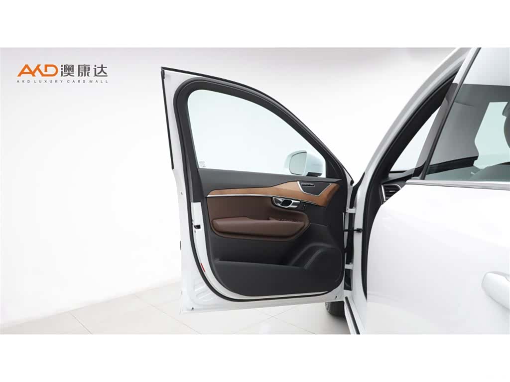 Volvo XC90, 2021 11