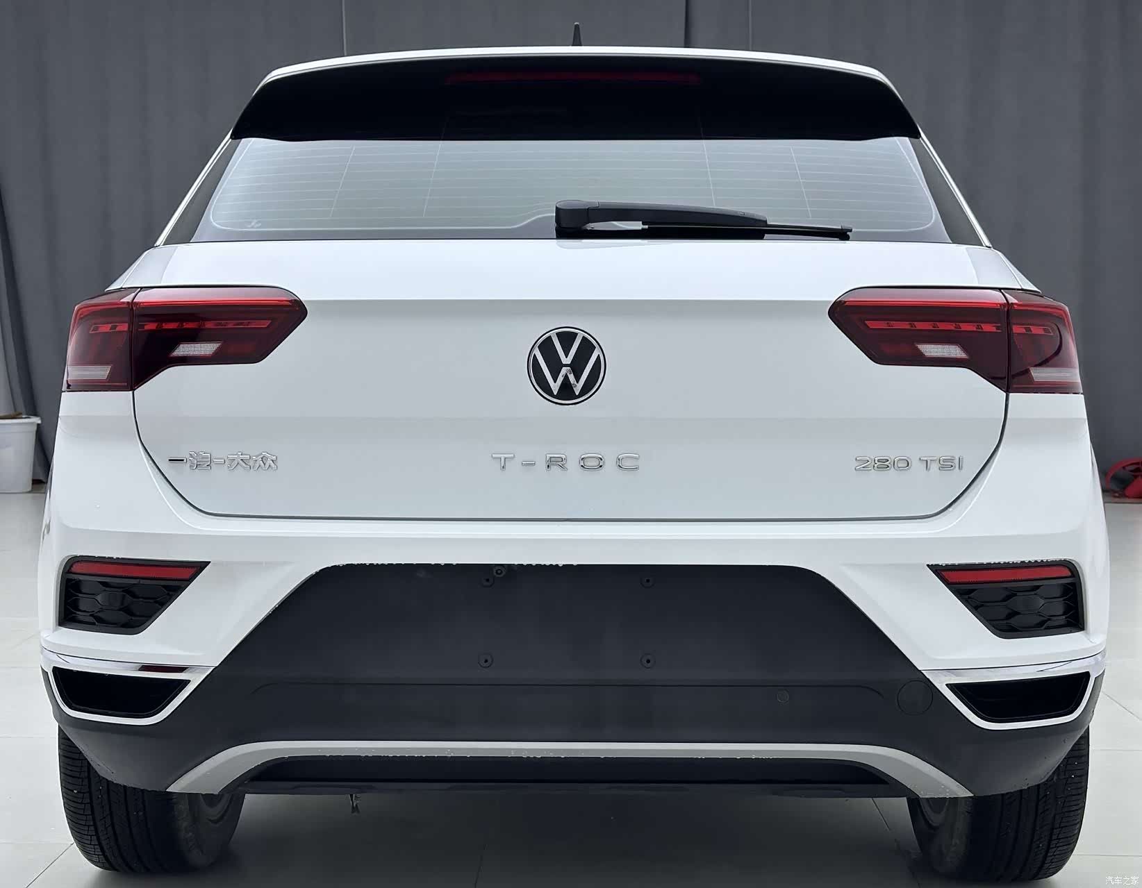 Volkswagen T-ROC, 2022 все фото