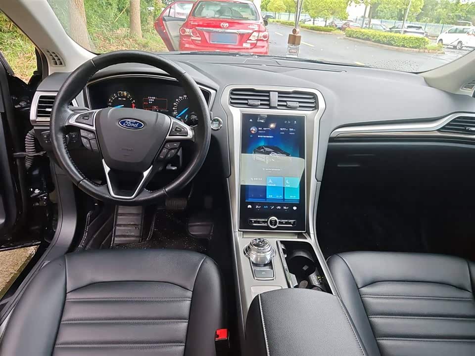 Ford Mondeo Ford Mondeo