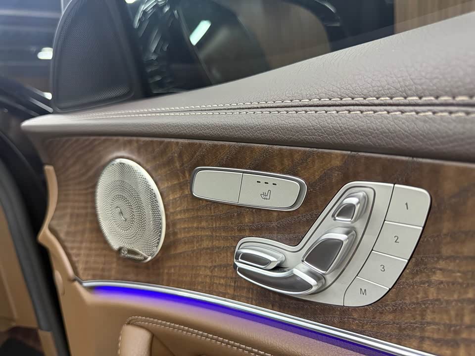 Mercedes-Benz E-class Mercedes-Benz E-class