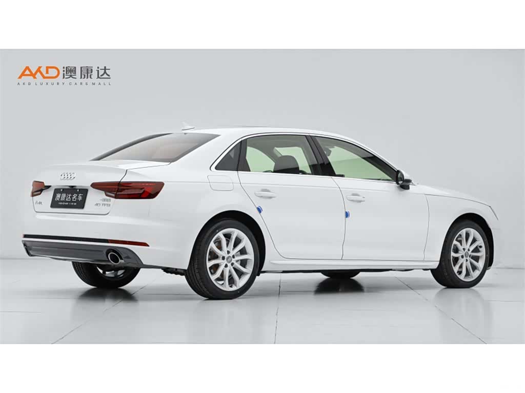 Audi A4L, 2018 3