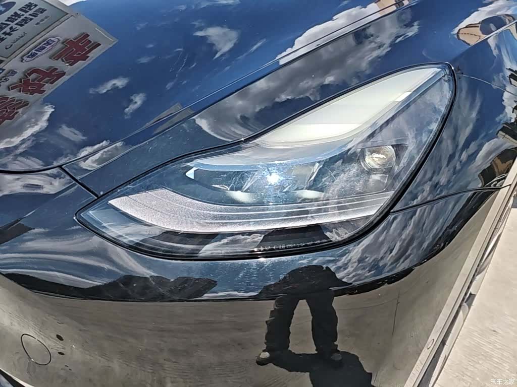 Tesla Model Y, 2021 24