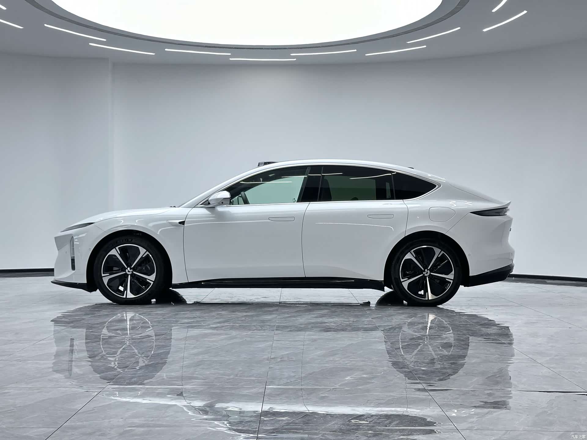 NIO ET5, 2025 8