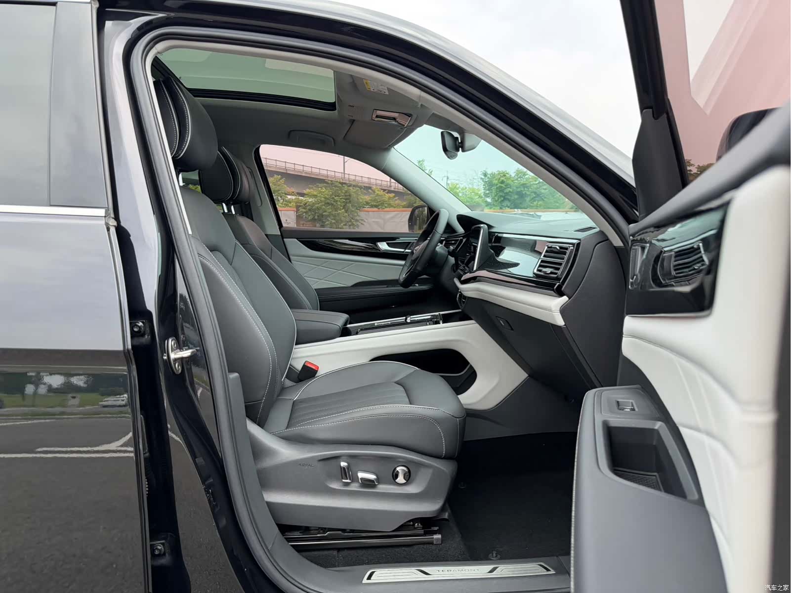Volkswagen Teramont, 2022 16