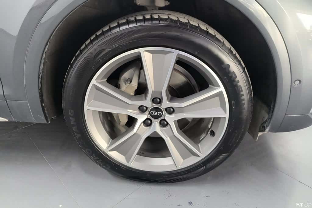 Audi Q5L, 2022 6