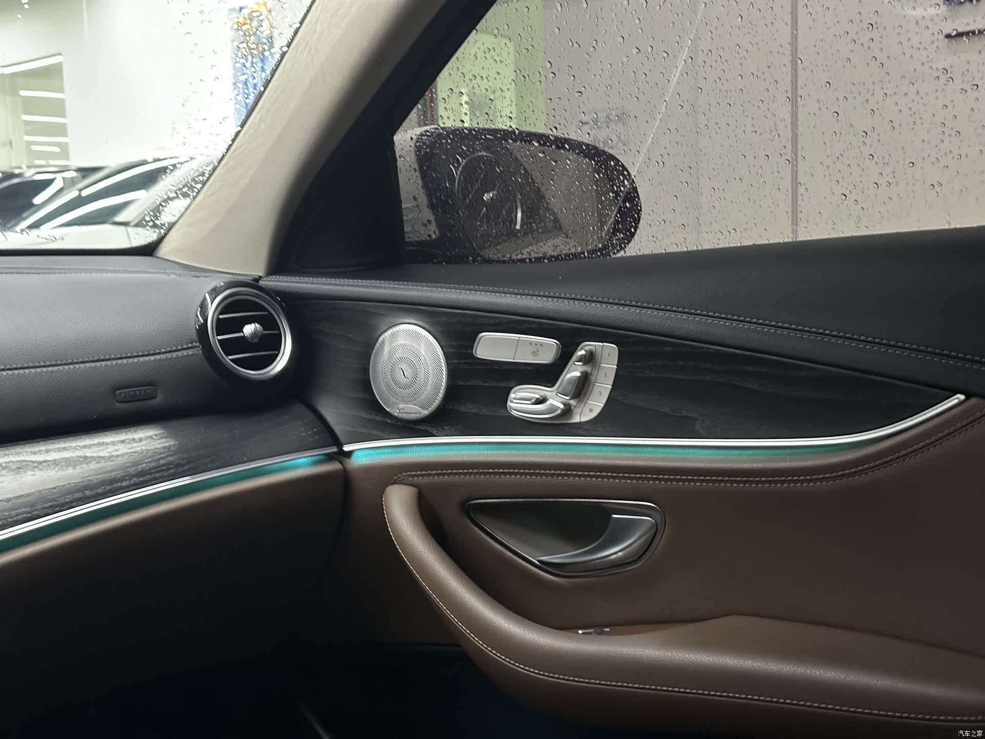 Mercedes-Benz E-Class, 2019 9