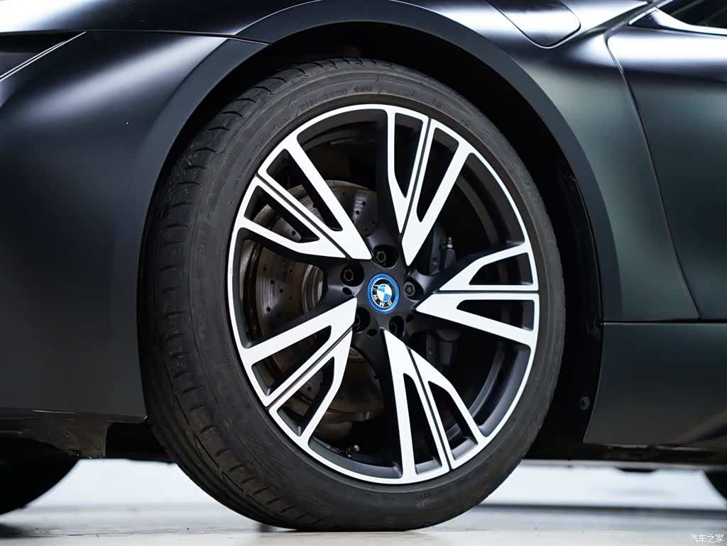 BMW i8, 2017 22