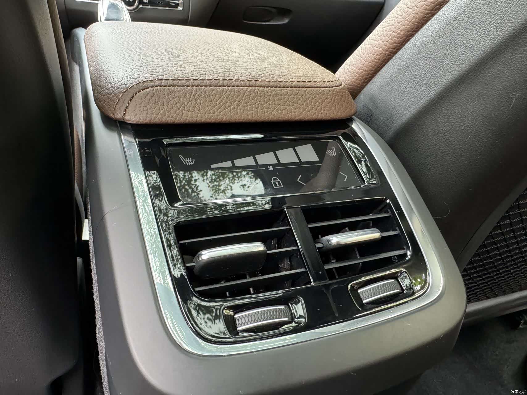 Volvo XC60, 2022 15