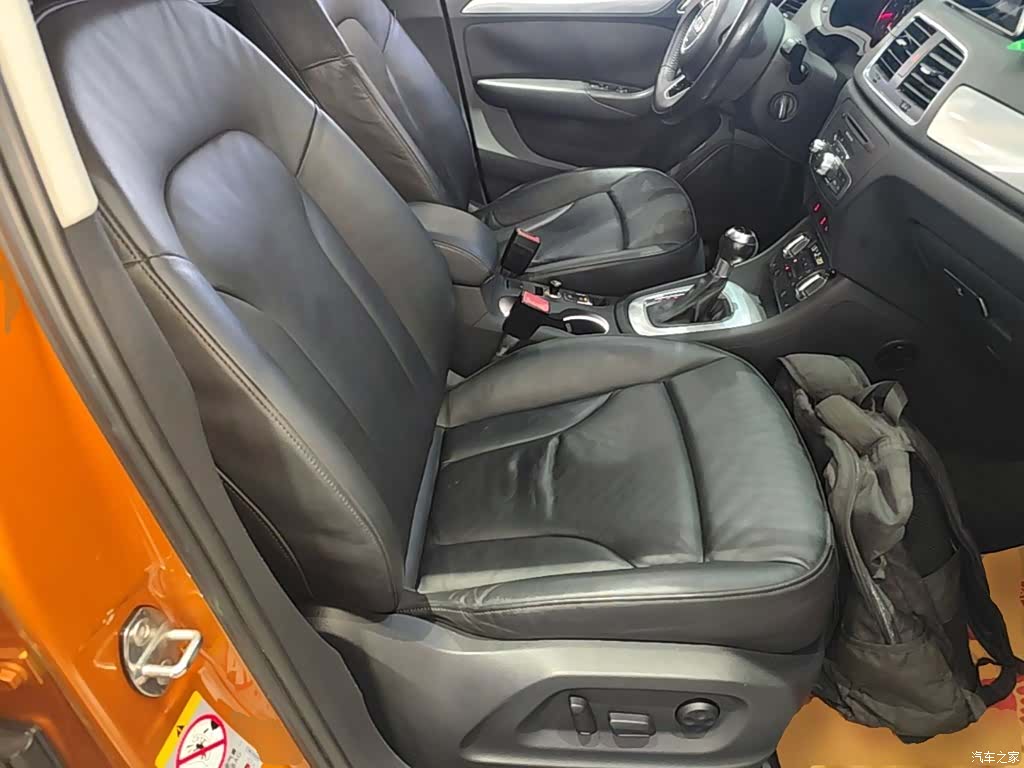 Audi Q3, 2014 25