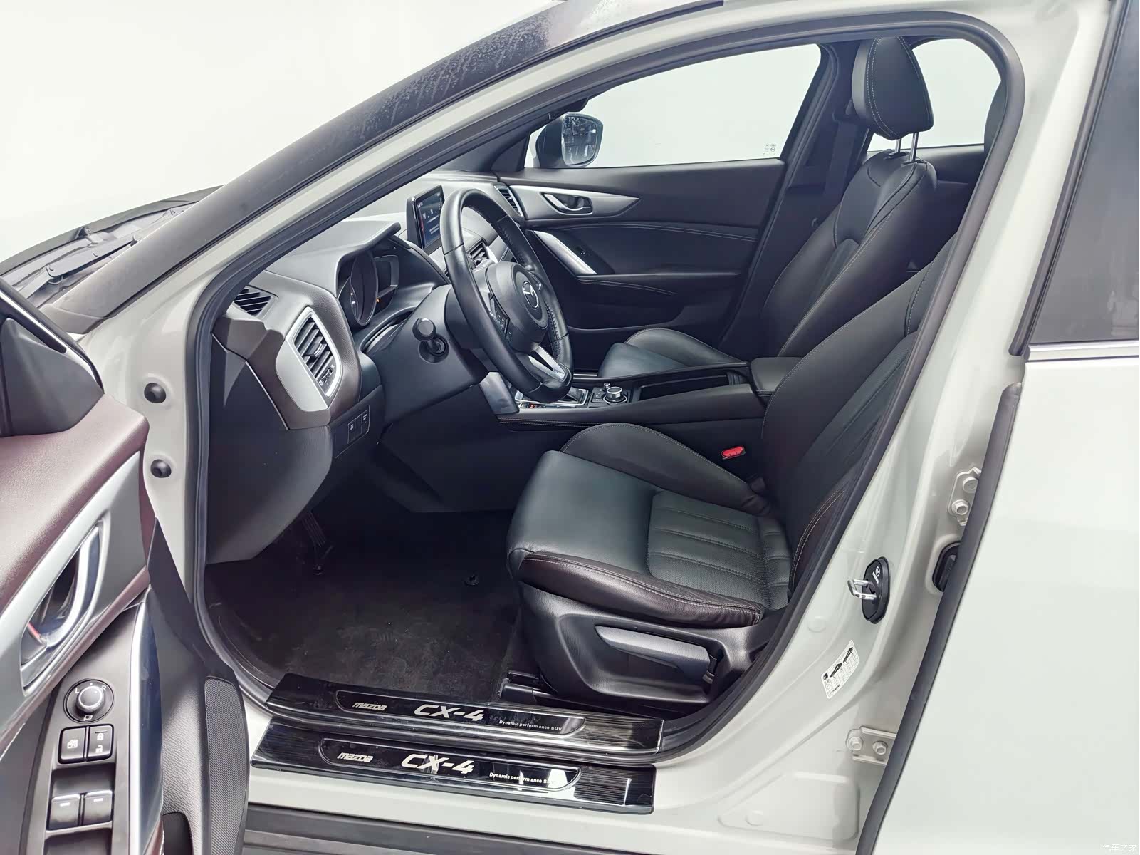 Mazda CX-4, 2019 17