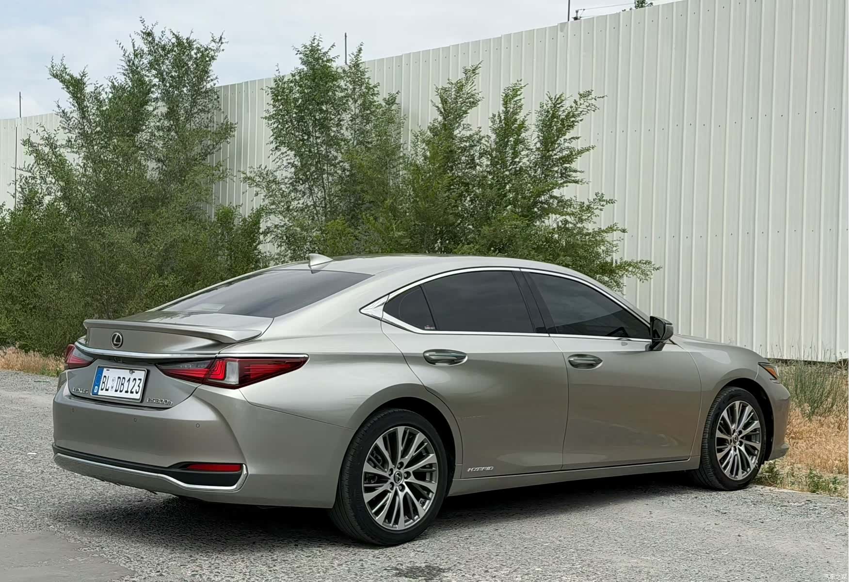 Lexus ES, 2019 9