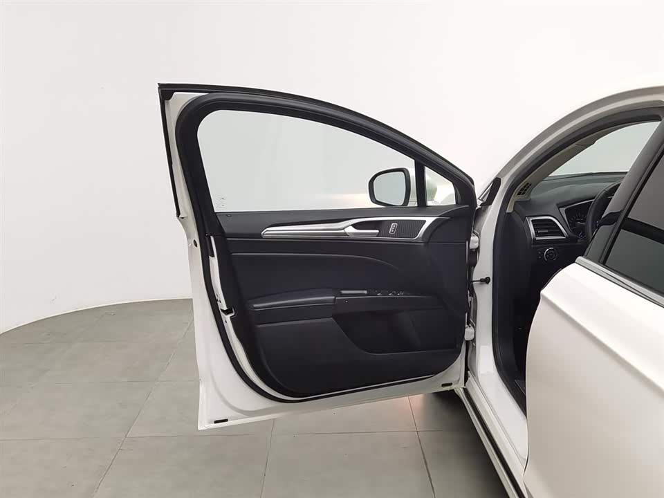 Ford Mondeo Ford Mondeo