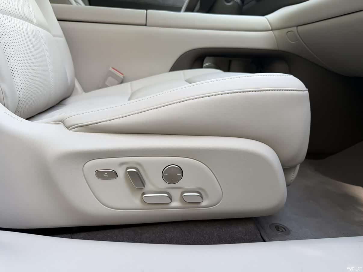 IM Motors LS6, 2025 12