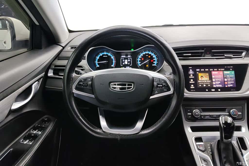 Geely Emgrand, 2021 15