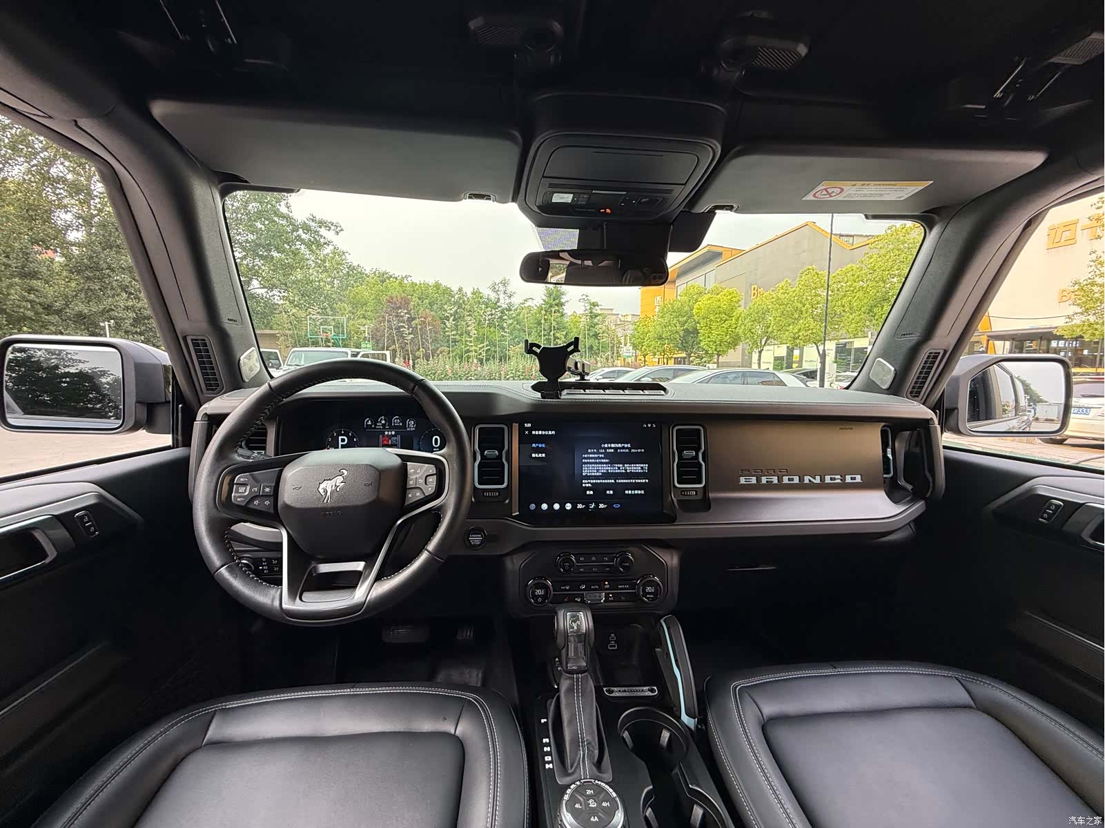 Ford Bronco, 2025 12