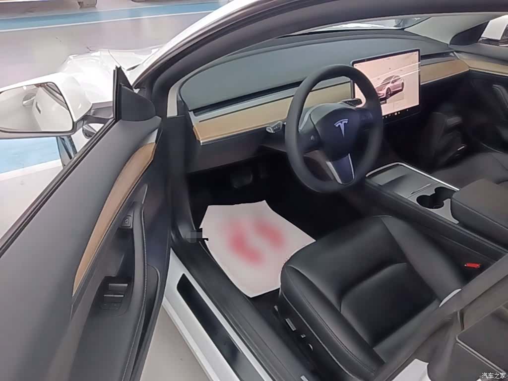 Tesla Model 3, 2022 16